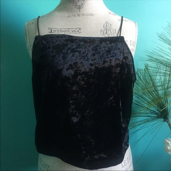 Wild Fable XXL Black Crop Top Plus Velvetish Spaghetti Strap Shirt Tank - Picture 2 of 9